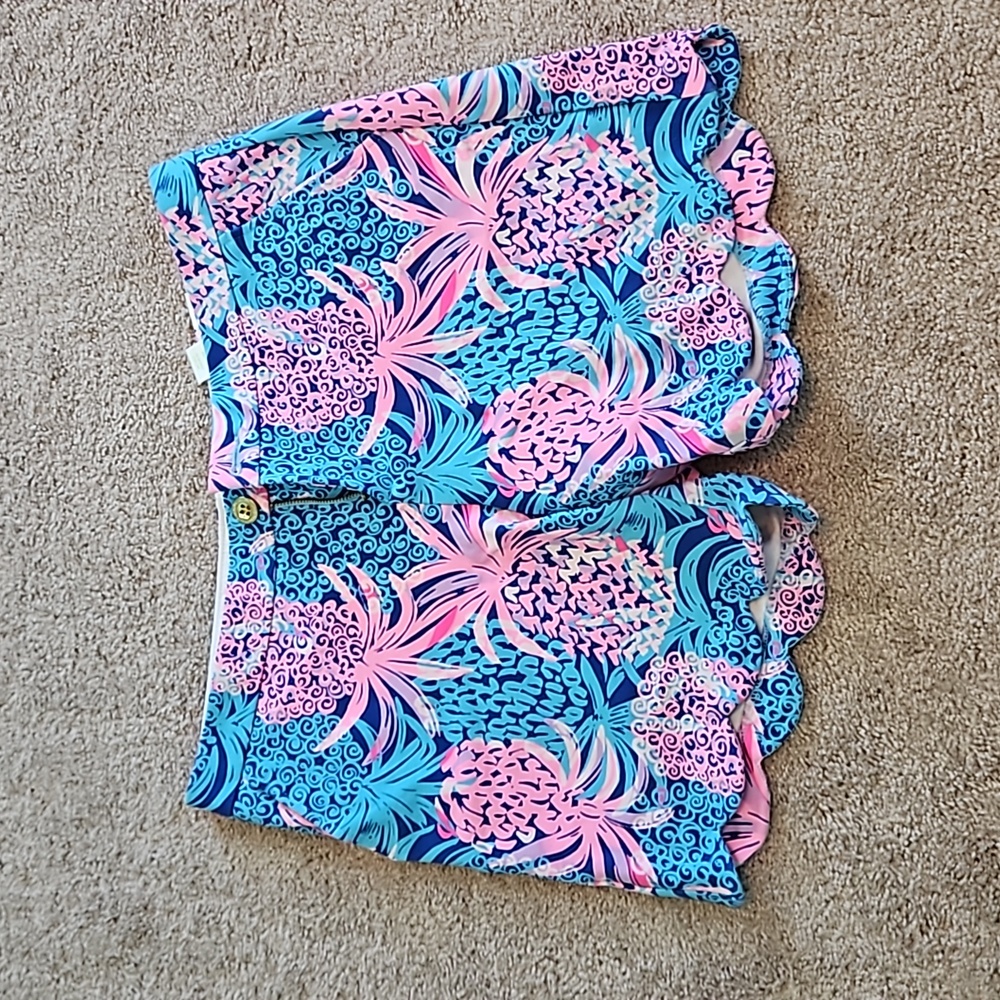 Lilly Pulitzer size 10 shorts